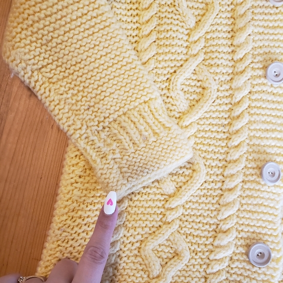 Vintage Handmade Knit Yellow Toddler Sweater Baby 80s 90s 2T Cottagecore Knit - Picture 5 of 6
